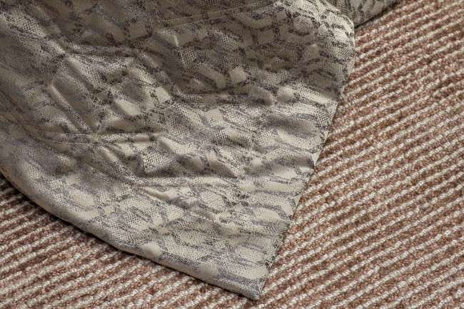 -Покрывало HOUSTON серое со стежкой 260*260 (TT-00011025)