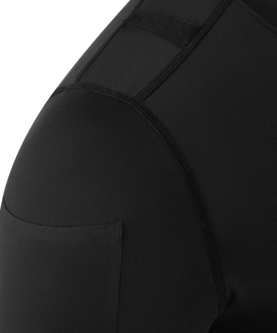 Футболка компрессионная с длинным рукавом судейская JOGEL PerFormDRY Referee Baselayer Tee LS, черный (2113857) Футболка компрессионная с длинным рукавом судейская JOGEL PerFormDRY Referee Baselayer Tee LS, черный (2113857)