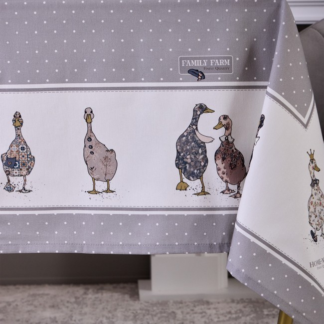 Скатерть "family farm" 140х180см ,100% хлопок , серый , твил, пропитка Lefard (850-750-2) Скатерть "family farm" 140х180см ,100% хлопок , серый , твил, пропитка Lefard (850-750-2)