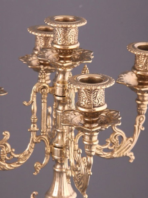 Комплект:часы каминные диаметр циферблата=11 см. + 2 подсвечника высота=42/42 см. ALBERTI LIVIO (646-002) Комплект:часы каминные диаметр циферблата=11 см. + 2 подсвечника высота=42/42 см. ALBERTI LIVIO (646-002)