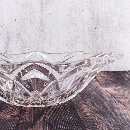 Салатник-лодка OMEGA 34,8*20*10,3 стекло (90015155-302) Салатник-лодка OMEGA 34,8*20*10,3 стекло (90015155-302)