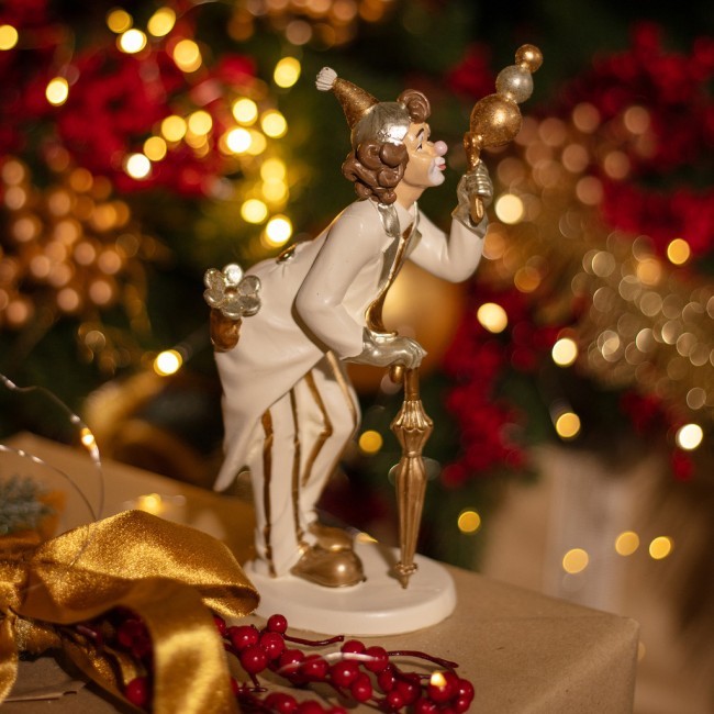 Статуэтка "клоун" 12,5х7х20,5 см Lefard (162-1305) Статуэтка "клоун" 12,5х7х20,5 см Lefard (162-1305)