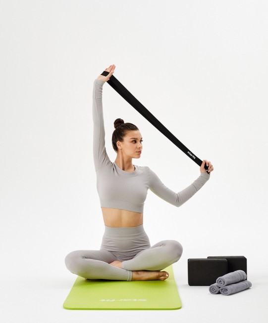 Блок для йоги STARFIT YB-200 EVA, черный (2113204) Блок для йоги STARFIT YB-200 EVA, черный (2113204)