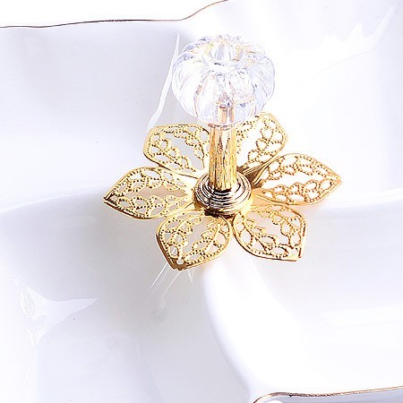 Менажница фарфор 4 секц 24х24х4 LR (60047)