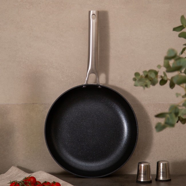 Сковорода c антипригар. 3х слойным покрыт. daikin, серия "chef" agness 26*5.0cm, анодирован.алюминий Agness (947-108)