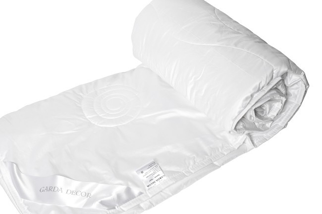 Одеяло Паво 200*220 шелковое волокно (TT-00007903) Одеяло Паво 200*220 шелковое волокно (TT-00007903)