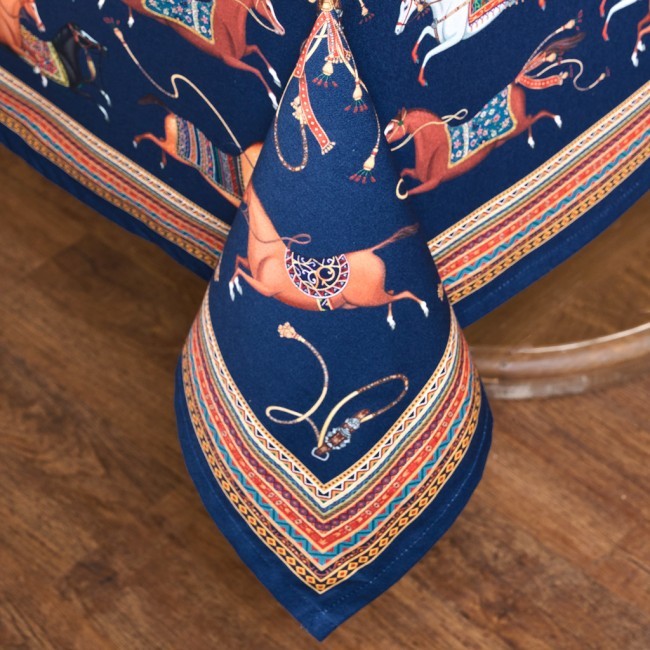 Скатерть "passage" 140х300см ,бежевый,100% хлопок с пропиткой,твил Lefard (850-758-22) Скатерть "passage" 140х300см ,бежевый,100% хлопок с пропиткой,твил Lefard (850-758-22)