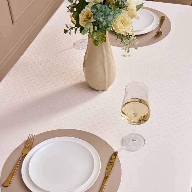 Скатерть 145х180см шампань евроуголок 100% полиэстер SANTALINO (805-027-2) Скатерть 145х180см шампань евроуголок 100% полиэстер SANTALINO (805-027-2)