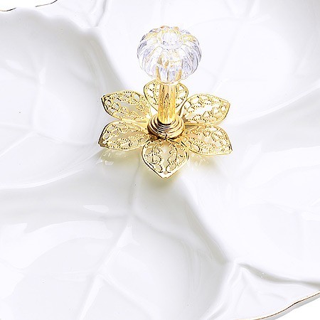 Менажница фарфор 4 секц 27х27х3,5 LR (60049)