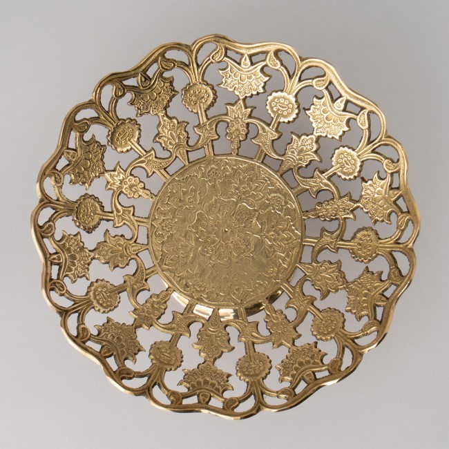 Блюдо сервировочное диаметр =23см Lefard (733-199) Блюдо сервировочное диаметр =23см Lefard (733-199)