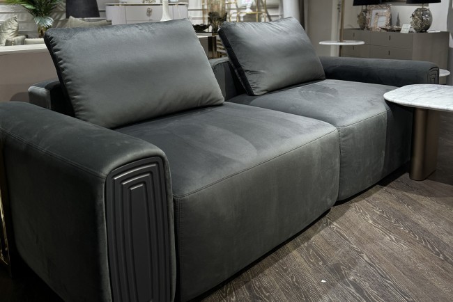 Диван трехместный Turin с мех т.серый велюр Colt1003 255*120**68см (TT-00016437) Диван трехместный Turin с мех т.серый велюр Colt1003 255*120**68см (TT-00016437)