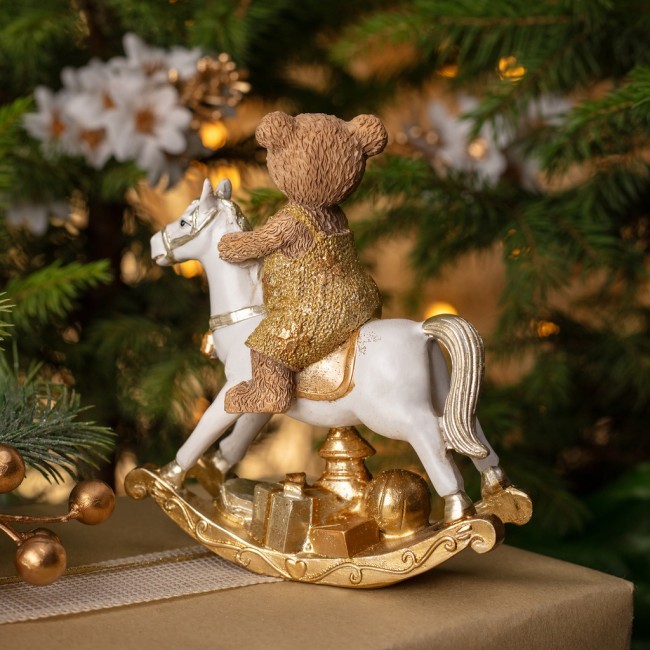 Статуэтка "мишка на коне-качалке" 13х6х15 см Lefard (162-1304) Статуэтка "мишка на коне-качалке" 13х6х15 см Lefard (162-1304)