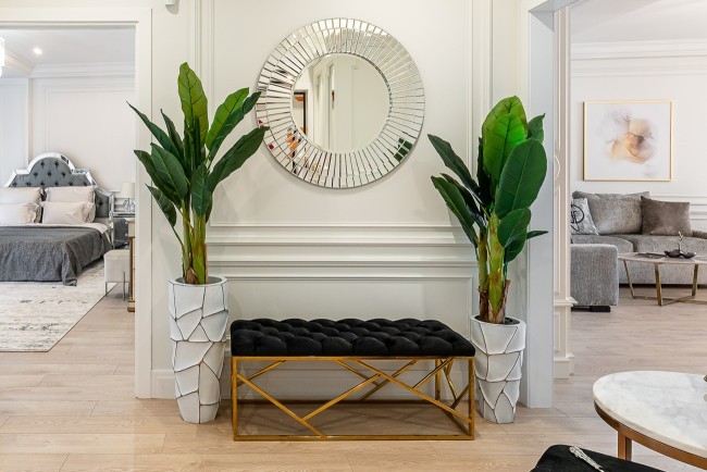 Банкетка велюр черный/золото 110*42*46см (TT-00007813)