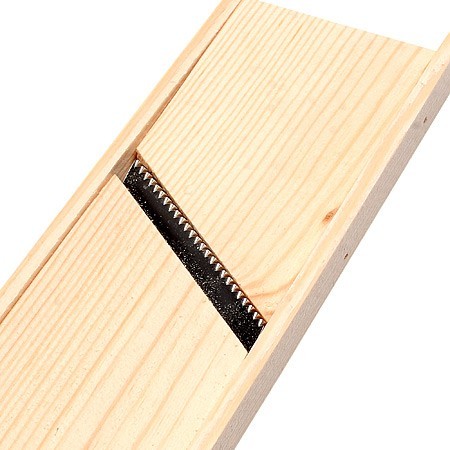 Терка д/корейск. моркови (дерево) (1018) Терка д/корейск. моркови (дерево) (1018)