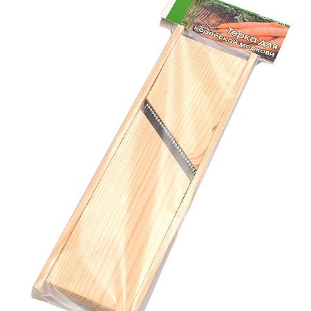 Терка д/корейск. моркови (дерево) (1018) Терка д/корейск. моркови (дерево) (1018)