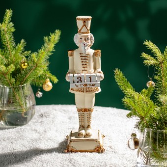 Статуэтка "щелкунчик" 10х10х31,5 см Lefard (146-2225)