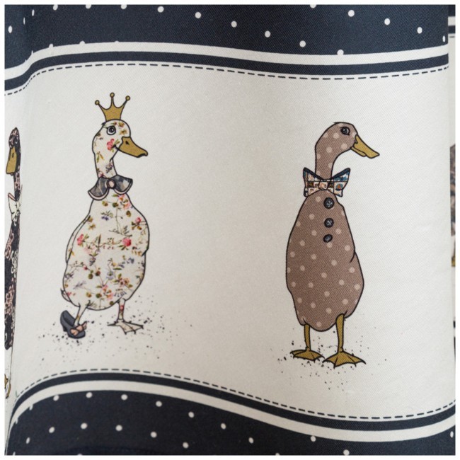 Скатерть круглая "family farm" 190см ,синий, 100% хлопок, твил, с пропиткой Lefard (850-742-22) Скатерть круглая "family farm" 190см ,синий, 100% хлопок, твил, с пропиткой Lefard (850-742-22)