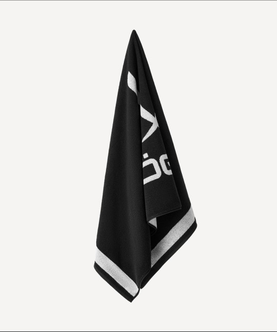 Полотенце спортивное JÖGEL ESSENTIAL Towel L, 70х140, черный/белый (2117708)