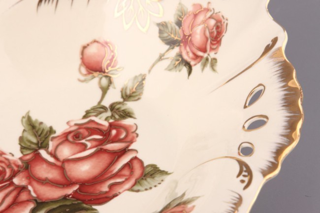 Фруктовница овальная "корейская роза" 36,5*26,5 см высота=7 см Lefard (215-031)