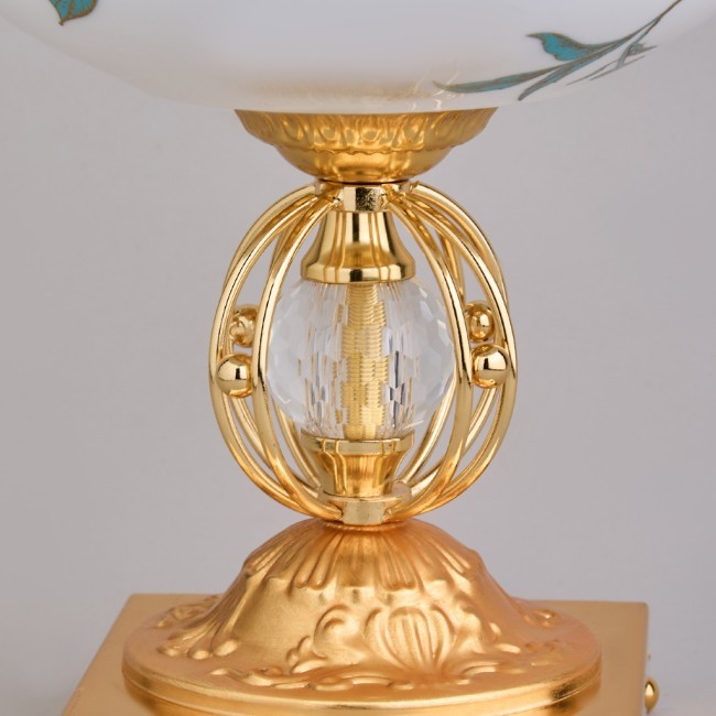 Фруктовница на ножке 20*20*22,5 см Lefard (46-1385) Фруктовница на ножке 20*20*22,5 см Lefard (46-1385)