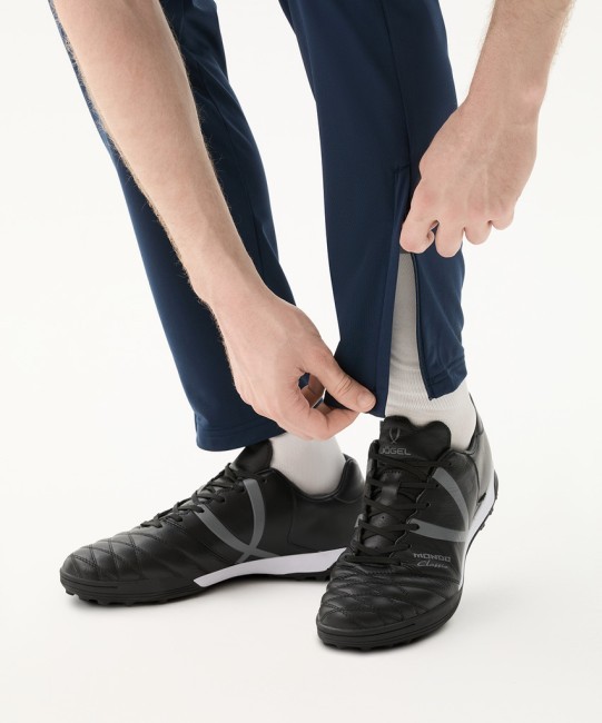 Брюки спортивные JOGEL DIVISION PerFormDRY Pre-match Knit Pants, темно-синий (1950114) Брюки спортивные JOGEL DIVISION PerFormDRY Pre-match Knit Pants, темно-синий (1950114)