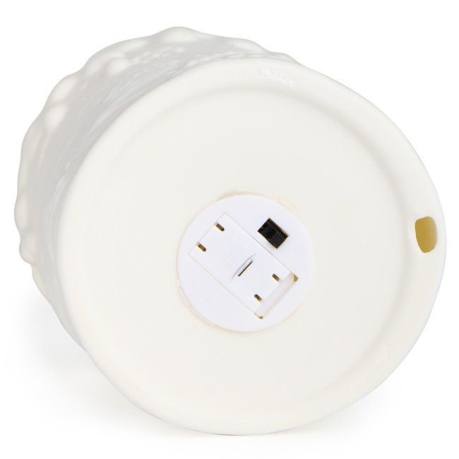 Статуэтка "свеча" с led-подсветкой 10х10х15,3 см Lefard (146-2251) Статуэтка "свеча" с led-подсветкой 10х10х15,3 см Lefard (146-2251)