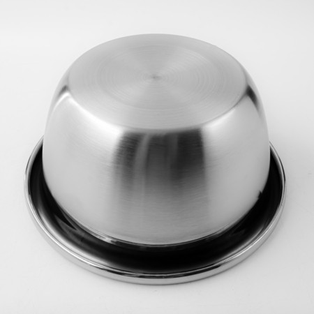 Миска металлическая 18 см 1,4 л нерж/ст Mayer&Boch (9-40709-18) Миска металлическая 18 см 1,4 л нерж/ст Mayer&Boch (9-40709-18)