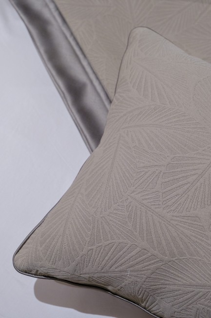 Подушка декоративная с кантом белая 283010 50*30см (TT-00008119)