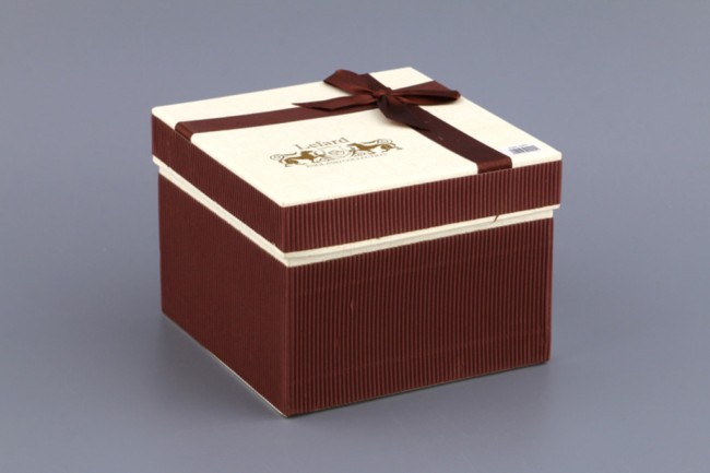 Банка для меда "цветочная симфония" 500 мл. + деревяная палочка Lefard (590-045)