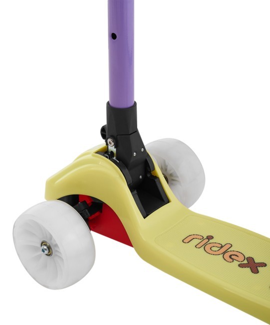 БЕЗ УПАКОВКИ Самокат 3-х колесный Juicy R, 120/80 мм, желтый/фиолетовый (2106806) БЕЗ УПАКОВКИ Самокат 3-х колесный Juicy R, 120/80 мм, желтый/фиолетовый (2106806)