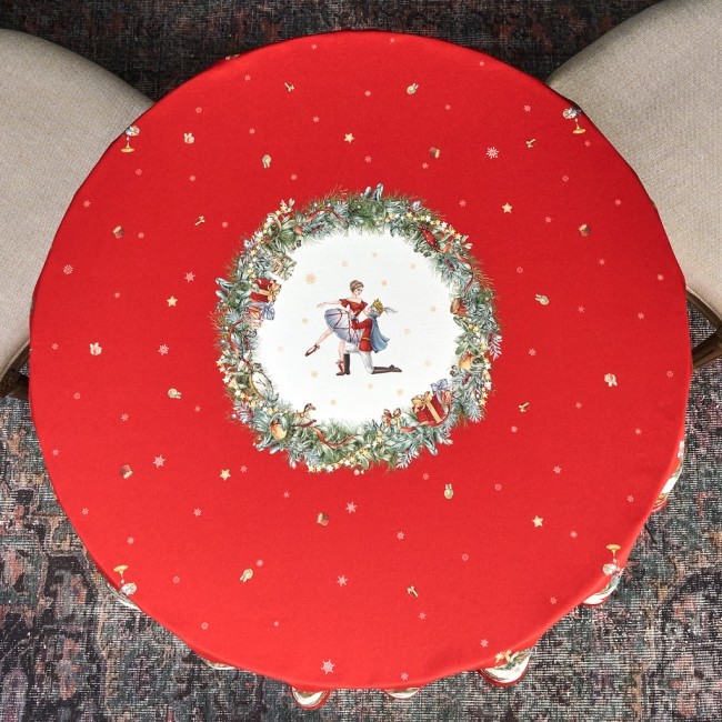 Скатерть круглая  "щелкунчик" ,150см , красный ,100% хлопок , твил Lefard (850-762-24)