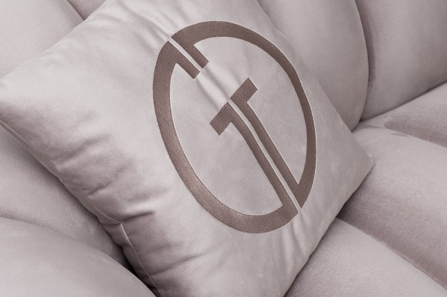 Диван Fabio трехместный велюр бежевый Colton1001-SERROS 239*95*72см, 2 подушки (TT-00012596) Диван Fabio трехместный велюр бежевый Colton1001-SERROS 239*95*72см, 2 подушки (TT-00012596)