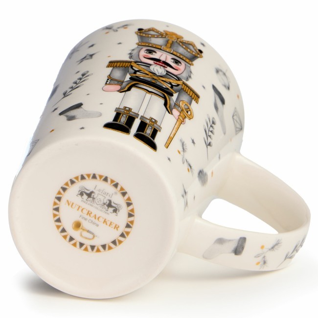 Набор подарочный lefard "щелкунчик" (кружка 385 мл в комплекте с ёлочной игрушкой) Lefard (580-095) Набор подарочный lefard "щелкунчик" (кружка 385 мл в комплекте с ёлочной игрушкой) Lefard (580-095)