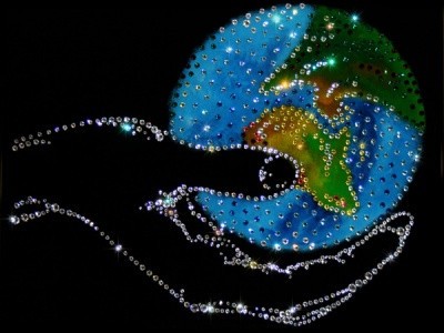 Картина Мир в руке с кристаллами Swarovski (1213)