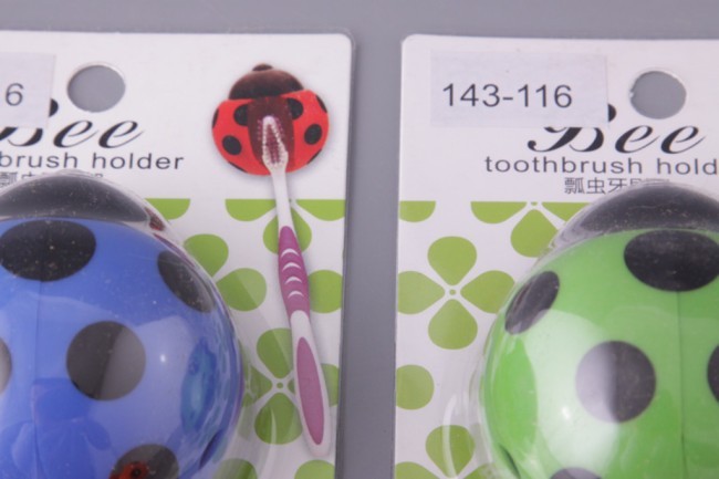 Подставка для зубных щеток 7*6*4 см.3 вида в ассортименте Ningbo Gold (D-143-116)  Подставка для зубных щеток 7*6*4 см.3 вида в ассортименте Ningbo Gold (D-143-116)