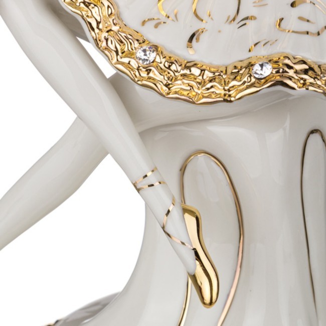 Статуэтка "балерина" 17,5*17,5 см. высота=30 см. S.V. (282-019)