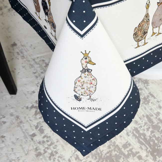 Скатерть "family farm" 140х180см ,синий, 100% хлопок,твил с пропиткой Lefard (850-742-2) Скатерть "family farm" 140х180см ,синий, 100% хлопок,твил с пропиткой Lefard (850-742-2)