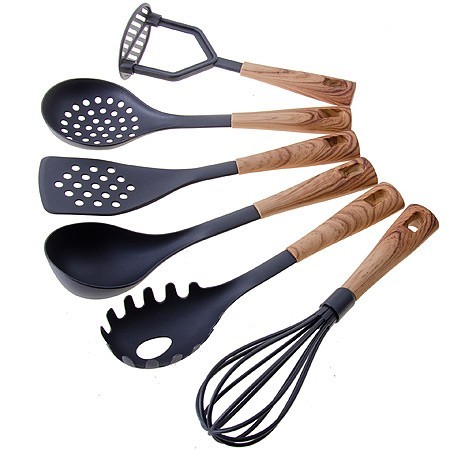 Кухонный набор на подставка 7 пр нейлон/термопластик Mayer&Boch (29522)