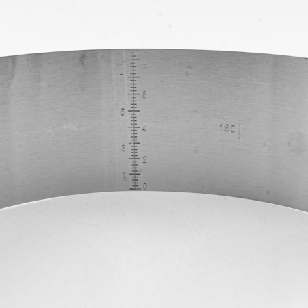 Форма для выпечки металлическая раздвижная (80342-2128) Форма для выпечки металлическая раздвижная (80342-2128)