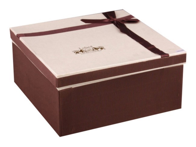 Тортовница на ножке диаметр=28см с крышкой Lefard (590-241)