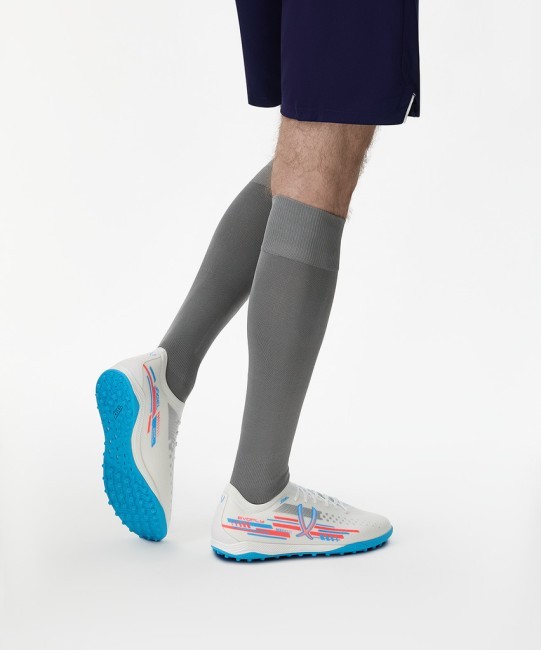 Бутсы многошиповые JÖGEL Evofly TF PRO White/blue (2118015)