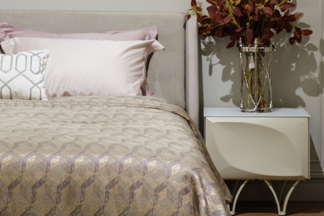 Покрывало MODENA золотое 260*260см (TT-00008642)