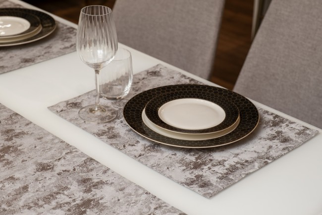 Набор для сервировки стола Mirage Mica Дорожка 50*180 (1шт),салфетки 33*45 (2шт) (TT-00016066) Набор для сервировки стола Mirage Mica Дорожка 50*180 (1шт),салфетки 33*45 (2шт) (TT-00016066)