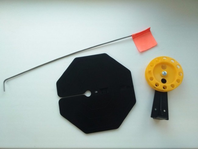 Набор жерлиц оснащенных 10 шт Тонар ЖЗО-04 в сумке, подставка 185, катушка 63 мм (70111) Набор жерлиц оснащенных 10 шт Тонар ЖЗО-04 в сумке, подставка 185, катушка 63 мм (70111)