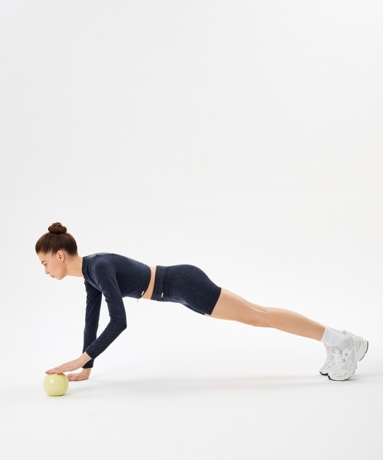 Медбол STARFIT GB-703, 1 кг, желтый пастель (1007322) Медбол STARFIT GB-703, 1 кг, желтый пастель (1007322)