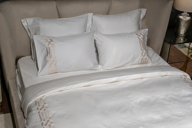 Комплект постельного белья Паллада, золотой, Семейный (145*210-2шт) (TT-00013756) Комплект постельного белья Паллада, золотой, Семейный (145*210-2шт) (TT-00013756)