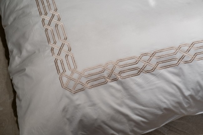 Комплект постельного белья Паллада, золотой, Семейный (145*210-2шт) (TT-00013756) Комплект постельного белья Паллада, золотой, Семейный (145*210-2шт) (TT-00013756)