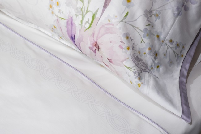 Комплект постельного белья сатин принт Фиори,сиренево-белый,145*210- 1шт,50*70 -2шт (TT-00015272) Комплект постельного белья сатин принт Фиори,сиренево-белый,145*210- 1шт,50*70 -2шт (TT-00015272)