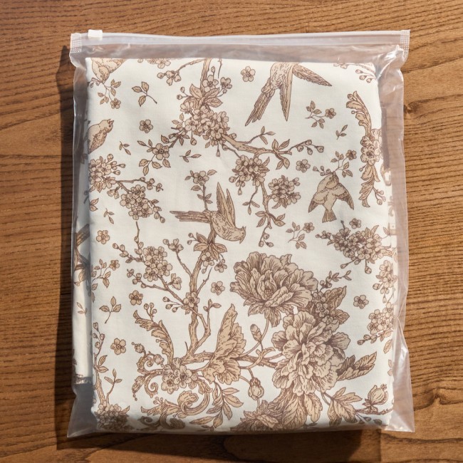 Скатерть "rich garden" 140х300см ,белый ,100% хлопок ,твил с пропиткой Lefard (850-754-22) Скатерть "rich garden" 140х300см ,белый ,100% хлопок ,твил с пропиткой Lefard (850-754-22)