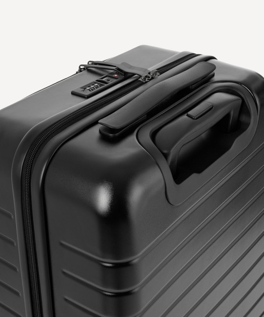 Чемодан для ручной клади JÖGEL ESSENTIAL Carry on Spinner, черный (2122181)